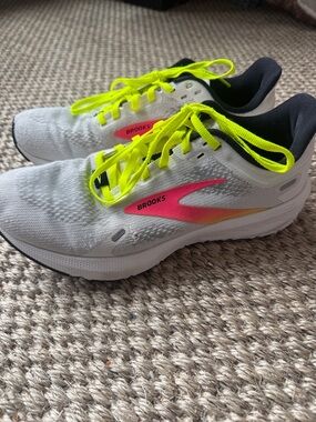 Brooks White Running Sneakers with Neon Yellow Laces and Pink Accent launch 9 8